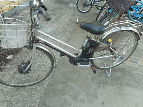 再度出品しますので取消します２７インチ　パナソニックのアシスト付自転車　中古