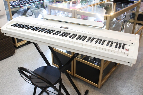 ・KAWAI カワイ 電子ピアノ ES8SW  2015年製