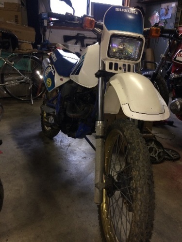 スズキのSX125です。