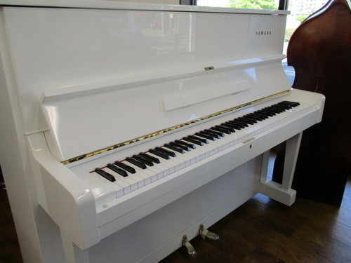YAMAHA　ヤマハ　Ｕ1　白　アップライト中古