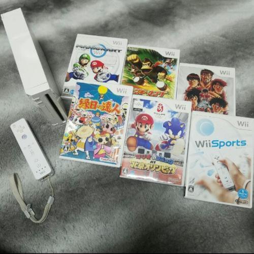 Wii　標準セットとソフト6本のセット　おまけ多数！