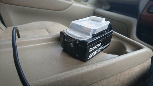 マキタバッテリ18V、６A