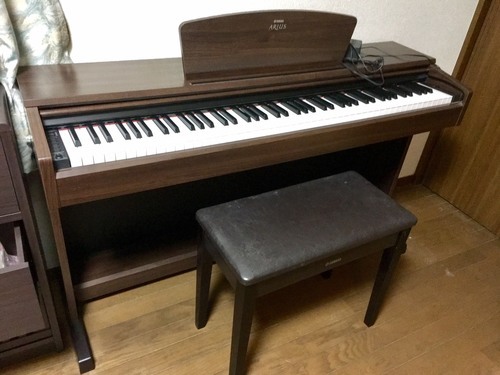 ヤマハ 電子ピアノ ARIUS 88鍵電子ピアノ 専用イス付き YDP-140