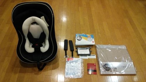 値下げ美品！チャイルドシートAprica