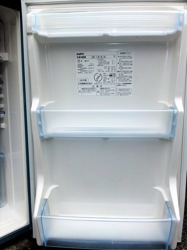 ☆ 三洋電機 SANYO SR-141B 137L 2ドア冷凍冷蔵庫◇レトロなデザイン 