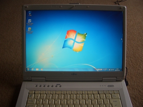Windows7   富士通　FMV-BIBLO NF70Y