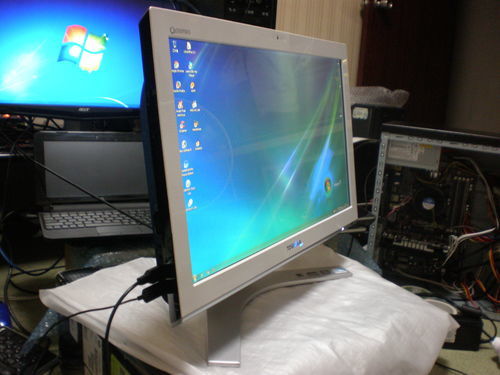 一体型デスクトップパソコン TOSHIBA Qosmio Windows7 64Bit 　　メモリ4GB