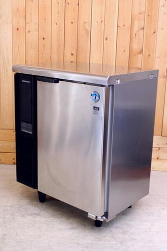 ●美品　ホシザキ　業務用テーブル型冷蔵庫　RT-63PTE1　2015年製　72Ｌ　飲食店　コンパクト