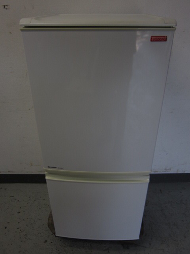 ノンフロン冷凍冷蔵庫 2ドア 2010年型 SHARP 137ℓ (SJ-C14S)