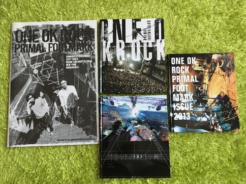 ワンオクロック　ONE OK ROCK