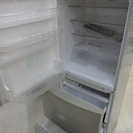 取りに来れる方限定！SHARP(シャープ)の3ドア冷蔵庫　大型の345L　2010年製