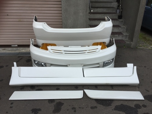 トヨタ ウィッシュ 10系 前期 白 フルエアロ マフラー 付き