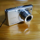 デジタルカメラ[SONY DSC-W220]