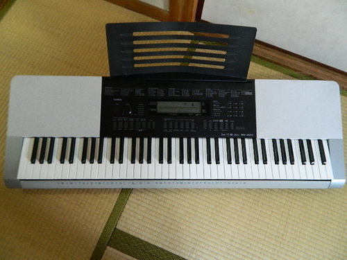 （取引中）CASIO(カシオ)　WK-220 - ベーシックキーボード