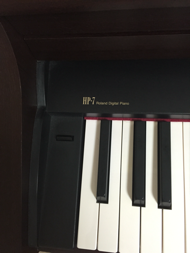 ローランド デジタルピアノ HP-7 可動式椅子付き 中古 値引き中