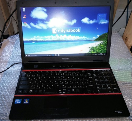 東芝 dynabook Core i5 win10
