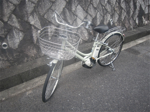 【中古美品】ブリヂストン　アシスタスティラ　26インチ　電動自転車 広島　充電器付き