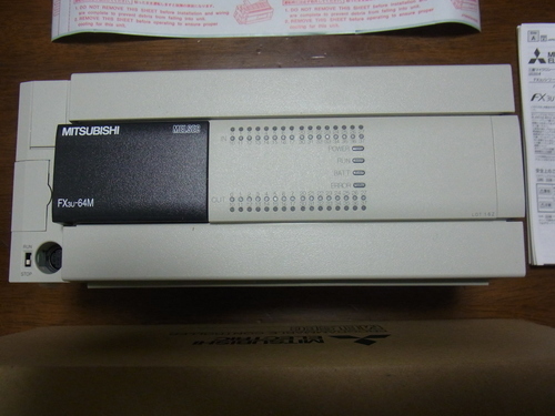 FX3U-64MT/ES　（三菱電機シーケンサ）