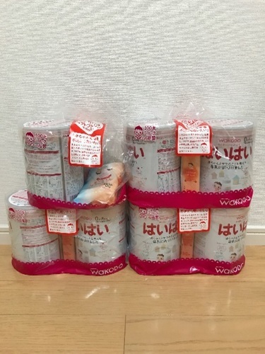 ミルク はいはい 7缶 哺乳瓶4個
