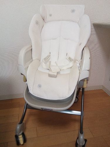 電動☆コンビ　ハイローチェア\u0026替えクッション他