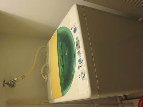 一人暮らし用　全自動洗濯機 4.2kg