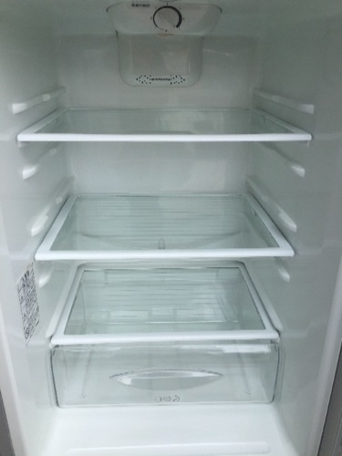 配達設置無料！2ドア 大きめ184L 冷蔵庫 おしゃれワインレッド IL15