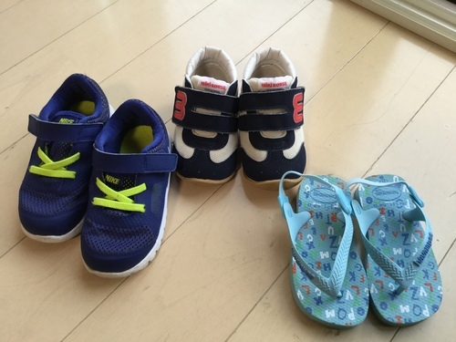 Nike ナイキ キッズ シューズ14cm ミキハウス キッズ シューズ13cm Havaianas ハワイアナス キッズ ビーチサンダル Coco 荒川沖のベビー用品の中古あげます 譲ります ジモティーで不用品の処分