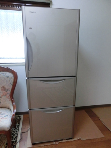 ★２０１５年　日立冷蔵庫　Ｒ－Ｓ２７００ＦＶ　自動製氷　美品奇麗！ インバーター冷蔵庫