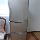★２０１５年　日立冷蔵庫　Ｒ－Ｓ２７００ＦＶ　自動製氷　美品奇麗...