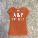 A&F トップス