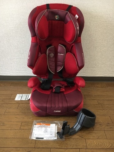 お取引完了【美品】Combi ジュニアシート アルファロメオ