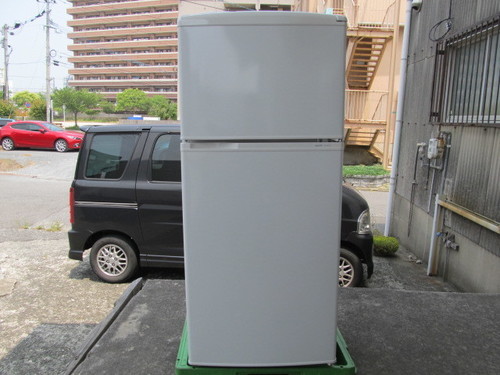 サンヨー　ノンフロン ミニ２ドア冷蔵庫　2011年製　109L