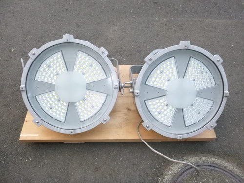 東芝ライテックLEDS-10401WW-LDJ　LED投光器100V　広角型耐塩耐食形