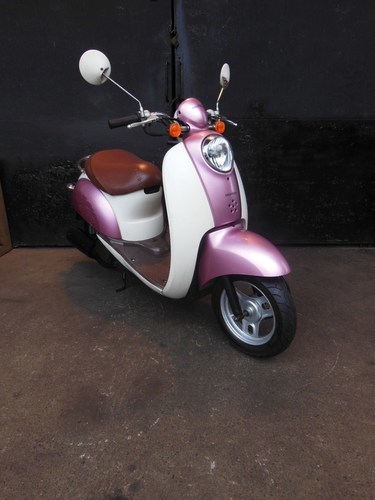 HONDA クレアスクーピー 4スト 低燃費 すぐ乗り出せます　シート新品張り替え