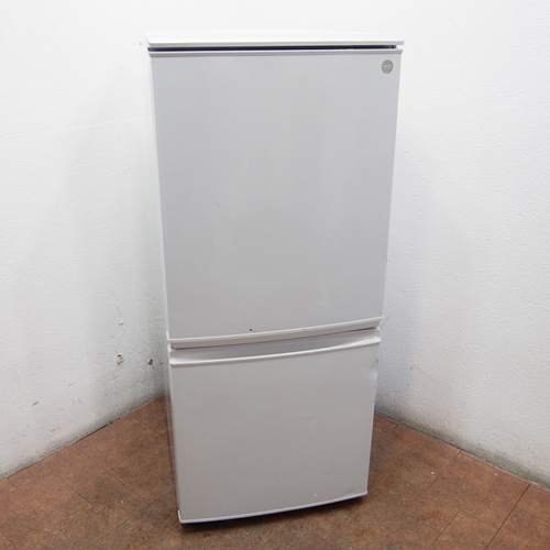 2011年製 どっちもドア 137L 冷蔵庫 DL72