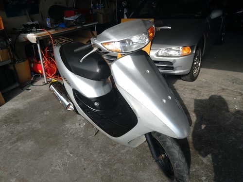 【引き取り先が決まりました】ライブディオシルバー　キャブOH済み　セルOK　37800
