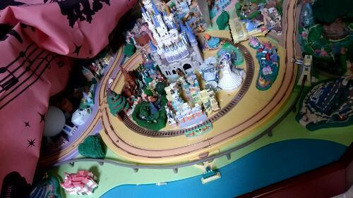 ディアゴスティーニ　ディズニーパレード