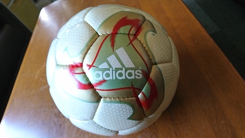 独特な ２００２年 Fifa ワールドカップ サッカーボール ボール Zir Clinic