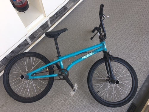 ARESBYKES ASHURA BMX アーレスバイク アシュラ 22インチ ブルー 水色