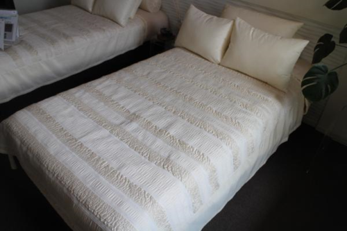 展示品 日本ベッド　 シングル ベッド本体＆マットレス　ボンネルコイル　1030mm幅（16001）