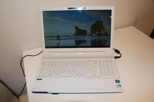 富士通ノートPC ah42/h 　win10導入済