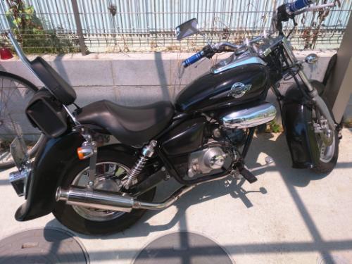 ホンダ、マグナ50