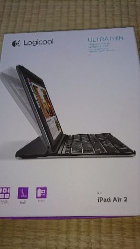 iPad air2用　キーボード2個