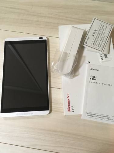 タブレット dtab d-01G