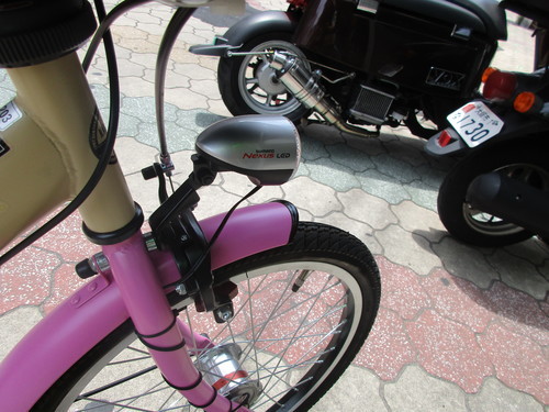 アサヒサイクル　ママフレツイン　ＢＡＡ規格　３人（幼児２人）乗り対応　２０インチサイズの子供乗せ自転車