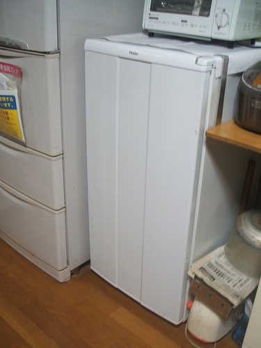 冷凍庫　ハイアール　JF-NU100B　100L　中古品　ジャンク扱いでお願いします。