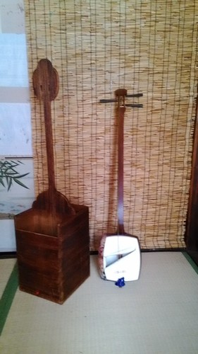 三味線譲ります