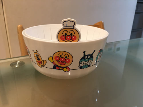 新品 アンパンマンのザル ボウル にゃんこ 沼津の調理器具 調理用