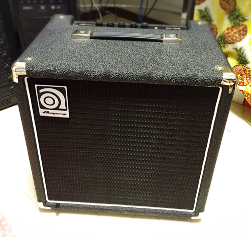 ベースアンプ【美品】Ampeg BA-108