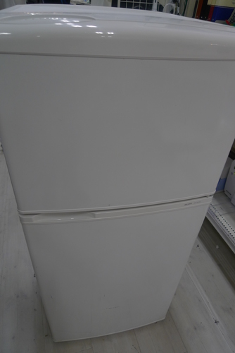 取りに来れる方限定！SANYO（サンヨー）2ドア冷蔵庫　SR-YM110　109L　2011年製　ホワイト